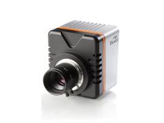 Xenics Bobcat-1.7-320 uncooled NIR camera