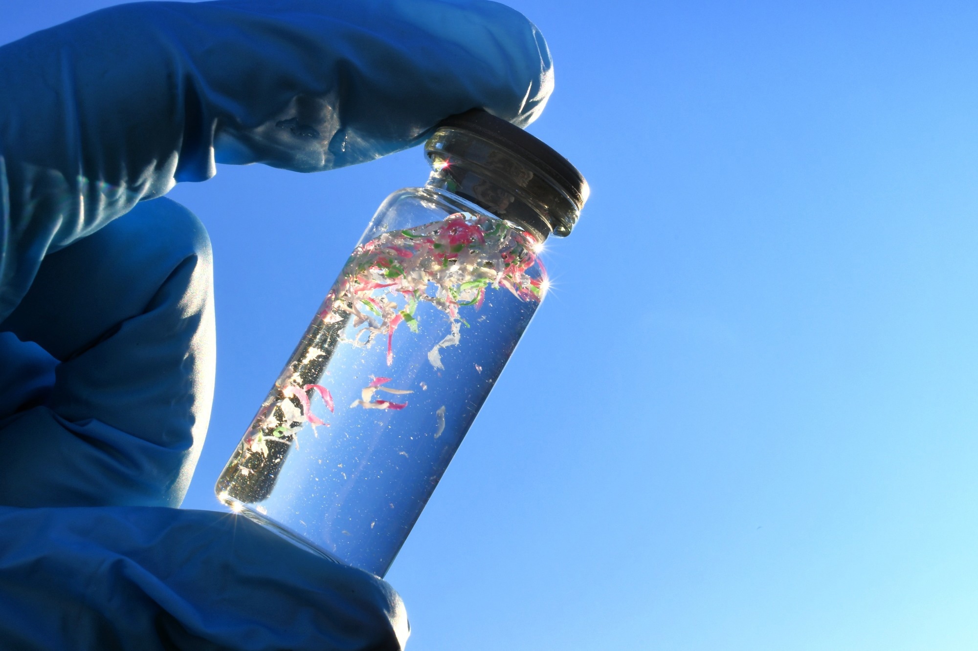 Water Testing Standards.pdf How to Identify Microplastics Using Spectroscopic Analysis