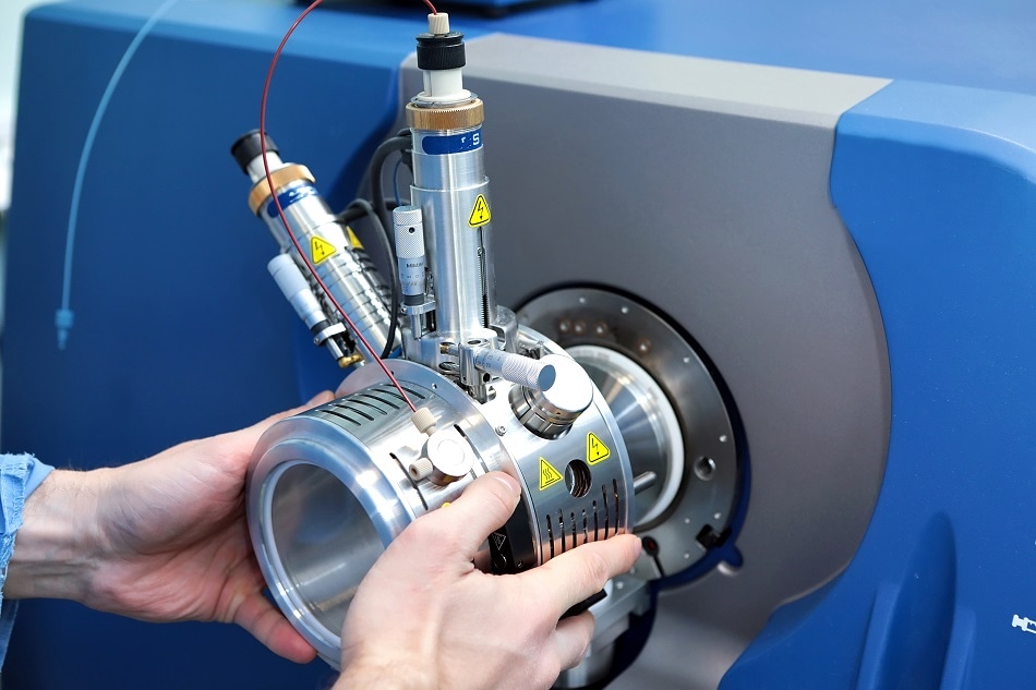 Mass spectrometer