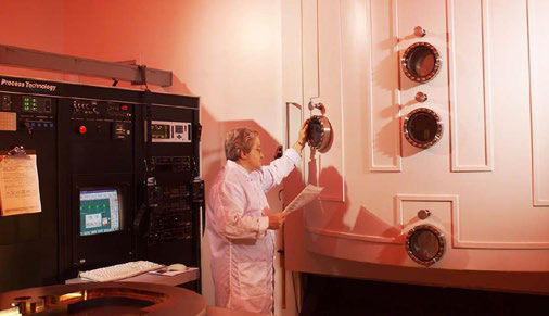 High reflective, antireflective and specialty coatings are applied in 72-inch coating chambers.