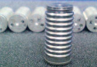 Improved reliability even for permanently high humidity or splash water by hermetic encapsulation with inert gas filling.