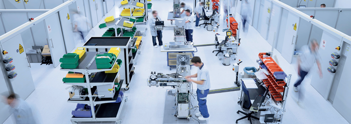 WaveLight attaches great importance to precision and reliability in the production of its laser systems in Pressath/Bavaria