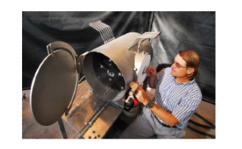 Using Light to Synthesize Liquid Combustible Fuel