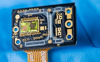 The Use of Silicon in Optical Fibers and Optoelectronics