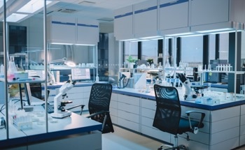 Applications of Time-Resolved Spectroscopy in Biology