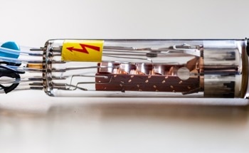 Design and Fabrication of Photonic Crystal Devices