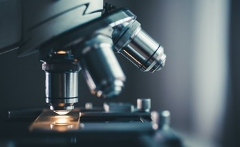 Exploring Novel Solutions for Refractive Index Challenges in Microscopy