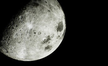 Real-time Moonquake Analysis with Fiber Optics