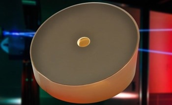 Ultra Smooth Parabolic Mirrors for High-Power Laser Systems
