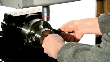 NPFLEX-LA is designed such that operators do not have to be concerned with perfect part level or wobble during mounting.