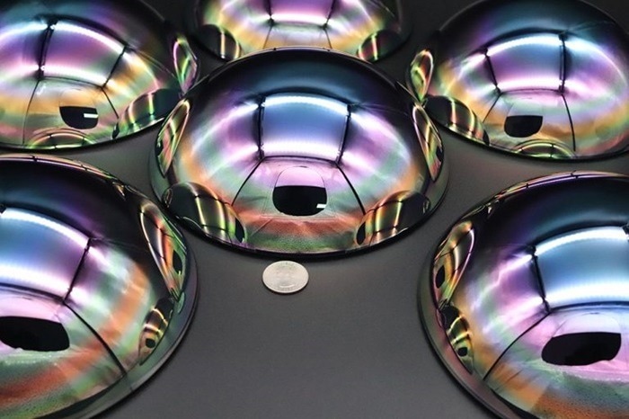 Germanium Dome Lenses – Diameter: 187.3 mm / Height: 60 mm.