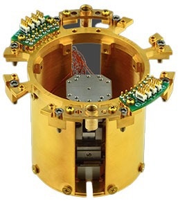 OptiCool nanopositioner on large-volume pod.