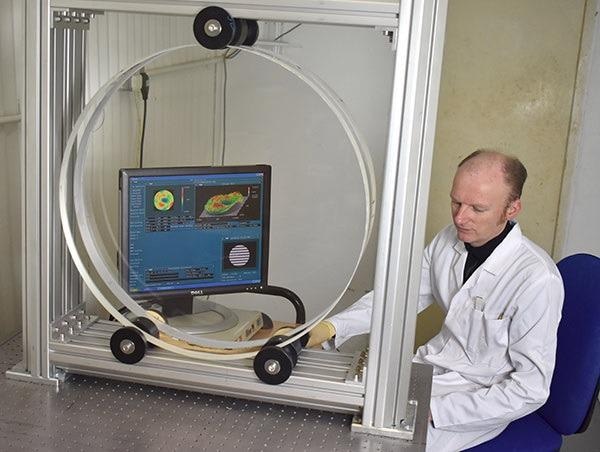 Large Diameter Reference Optical Flats