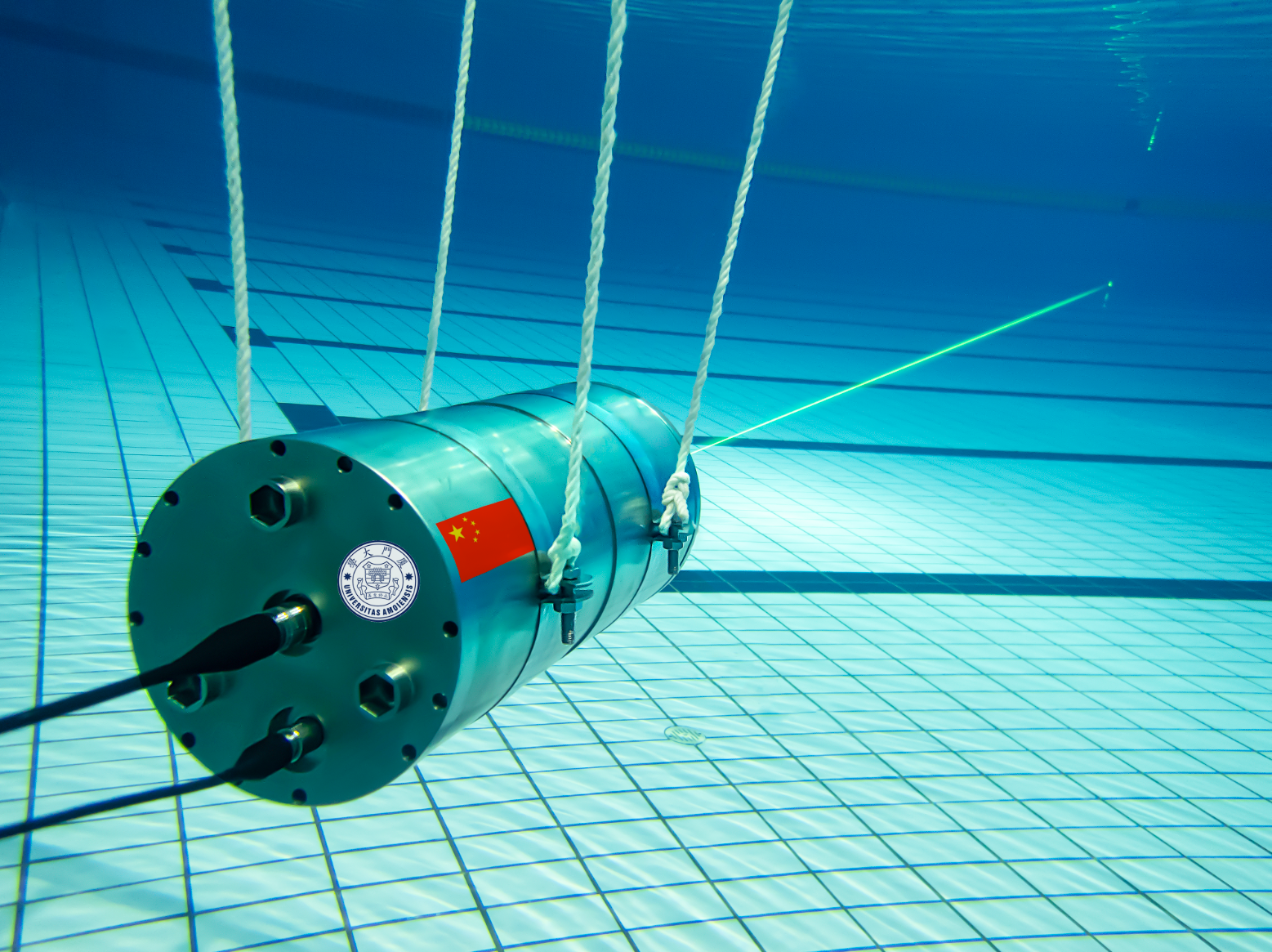 Researchers developed a single-photon Raman lidar system that operates underwater and can remotely distinguish various substances They demonstrated the system by using it to detect varying thicknesses of gasoline oil in a quartz cell that was 12 meters away from the system in a large pool.