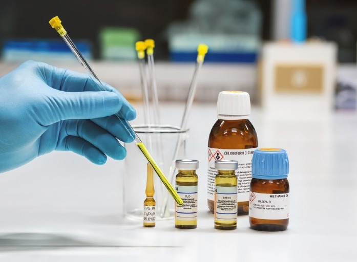 Benchtop Spectrometers for Accurate Pyrolysis Oil Analysis
