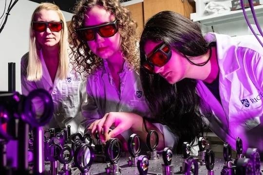 According to a study published in Nature Communications, a team of Rice University researchers led by Anna-Karin Gustavsson created a novel imaging technology that promises to increase the understanding of nanoscale cellular structures.