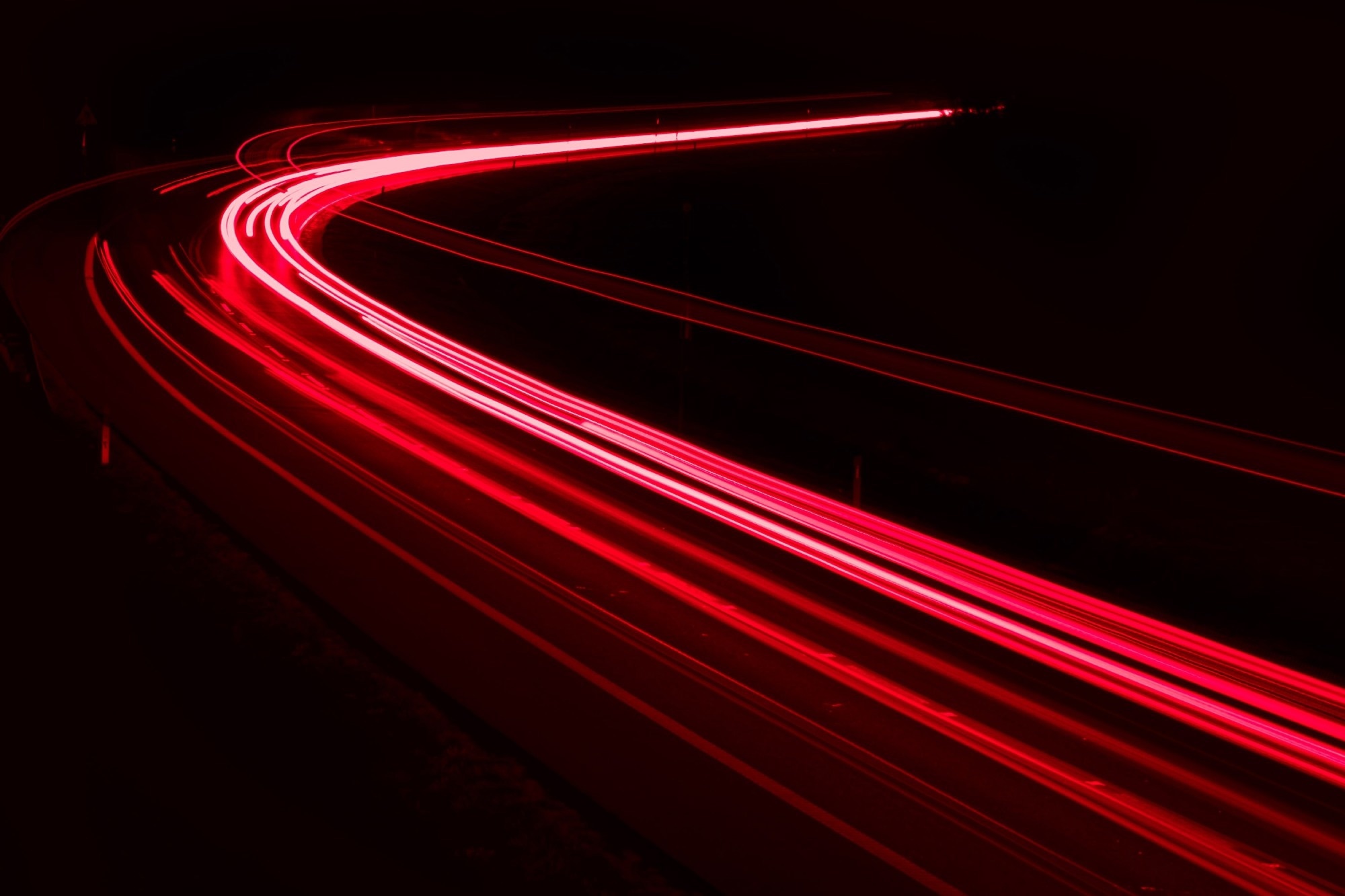 Innovative MIR Optical Filtering with Silicon Metasurfaces