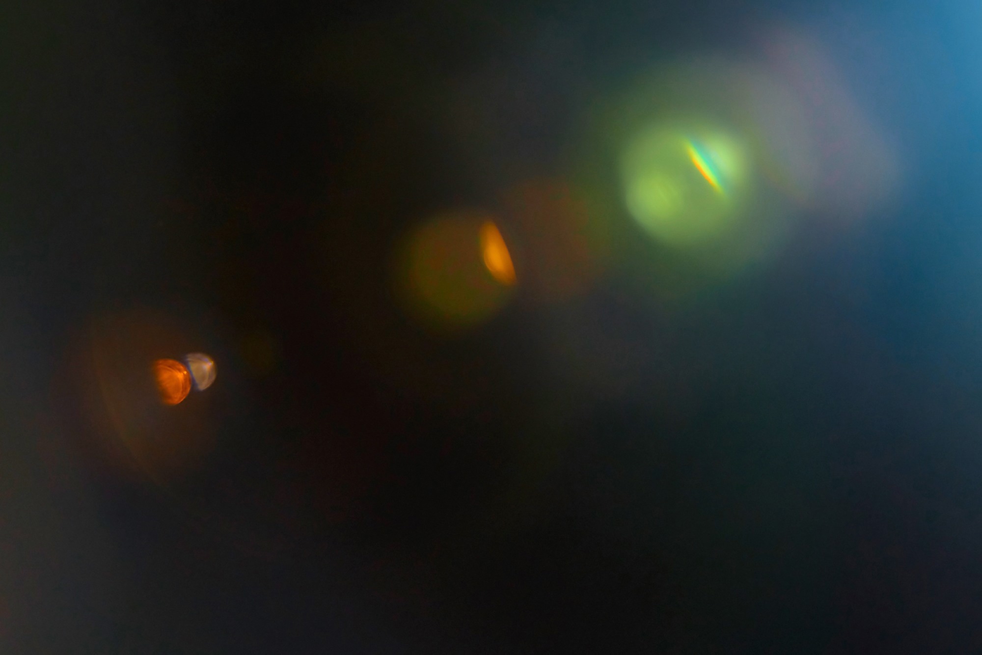 Accelerated Circuits: A Review of Quantum Structured Light