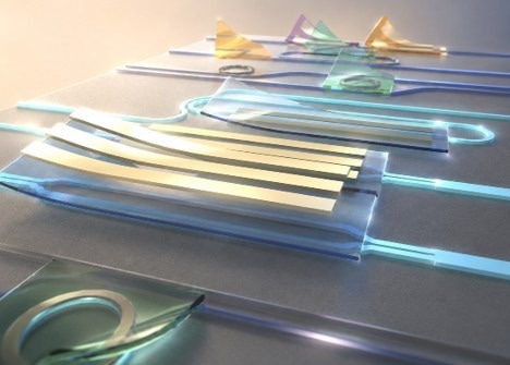 Single-Crystal 3D Van Der Waals Nanomembranes Bypass Lattice Constraints in Heterogeneous Photonic Integration