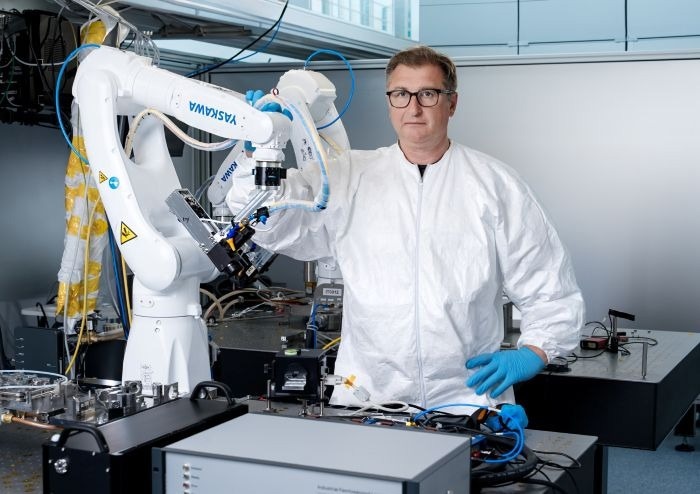 As Femtosecond Lasers Find New Medical Uses, Lithuanian Manufacturer Bets on Scale to Meet Demand