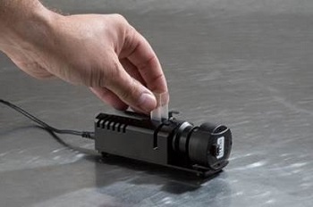 Viavi Introduces the MicroNIR™ Transmission Fixture for Precision Material Analysis