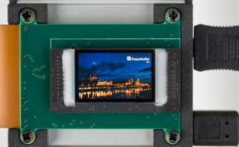 Large-Area Microdisplays Show Promise for Designing Lightweight and Compact VR Glasses