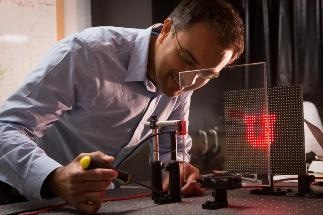 University of Utah Engineers Build Computerized Camera Without Lens