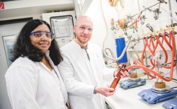 New Fabrication Method Creates Ultra-Thin Transparent Silver Films for Solar Cells