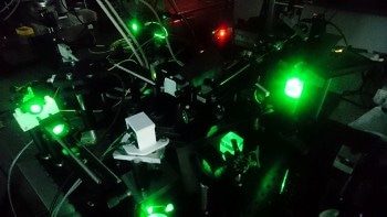 New Minimally Invasive Tool for Imaging Features Inside Living Tissues