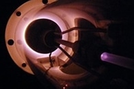 Novel Optical Coating Exhibits the Same Color in Reflection and Transmission