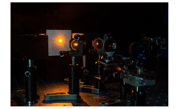 Researchers Develop Ultrafast Laser for Biomedical Applications