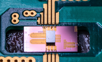 Southampton Researchers Develop World’s First All-Silicon Optical Transmitter at 100 Gbps