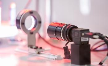 New Optical System for Real-Time 3D Inspection of Surfaces with Micron-Scale Precision