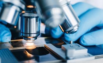 Scientists Achieve Efficient Electron-Beam Modulation Using Integrated Photonics