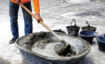 Study Traces Hazardous Silica Fume in Concrete Using Raman Microscope