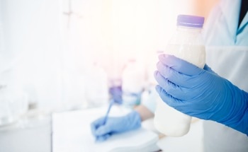 Electrical Impedance Spectroscopy for Commercial Milk Characterization