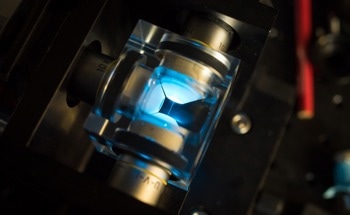 How Optical Lattice Illumination Patterns Help Axial Resolution and Optical Sectioning