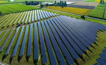 Laser Hyper-Doping of Silicon Films Achieved on Si Solar Cells