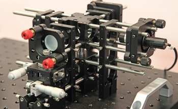 Harvard SEAS Develops Interferometer for Exact Light Control