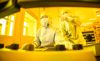 Breakthrough in Conductive Polymer Metasurfaces Could Power Next-Gen Optical Devices