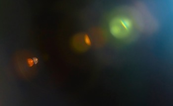 Accelerated Circuits: A Review of Quantum Structured Light