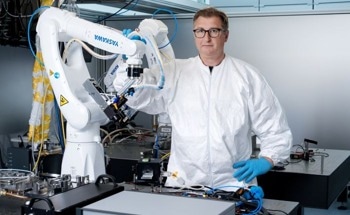 As Femtosecond Lasers Find New Medical Uses, Lithuanian Manufacturer Bets on Scale to Meet Demand